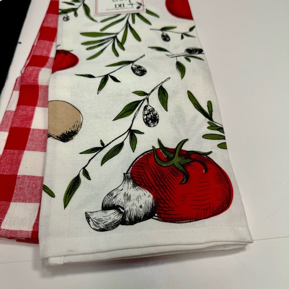 NWT. DII Italiano Dishtowel kitchen tow Set of 2 and set of 1 black towel. - Picture 6 of 13